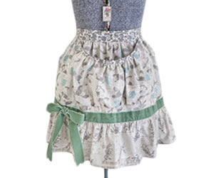 Sisterhood Membership + Supplies: Egg-gathering Apron Pattern