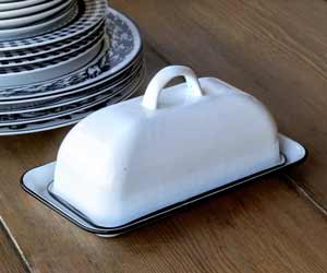 Farmhouse Style: Farmhouse Enamelware Butter Dish