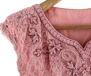 Farmhouse Style: Pink Lace Dress